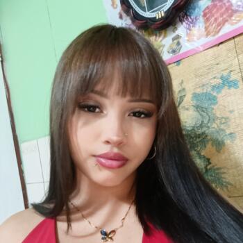 Babysitter in San Pablo: Shirley