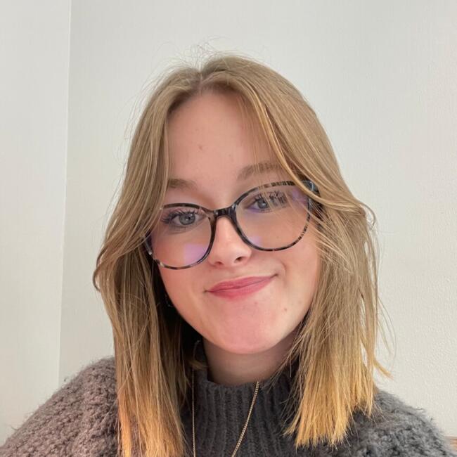 Babysitter in Nantes: Gladys