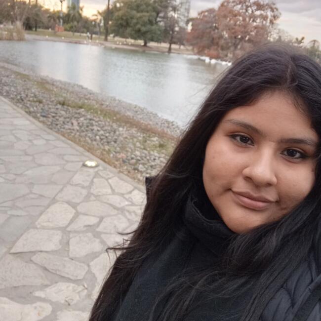 Babysitter in Buenos Aires: Milagros