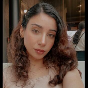 Babysitter in Milan: Mansoureh