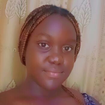 Babysitter in Lagos: Helen