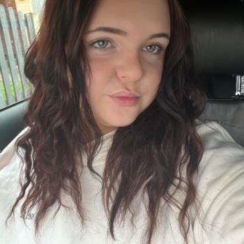 Babysitter in Northwich: Trinity