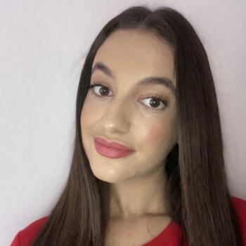 Nanny in Barcelona: Nora