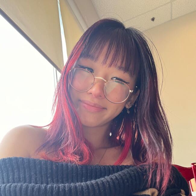 Baby-sitter in Surrey: Bianna