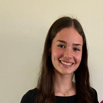 Babysitter in Marseille: Amandine