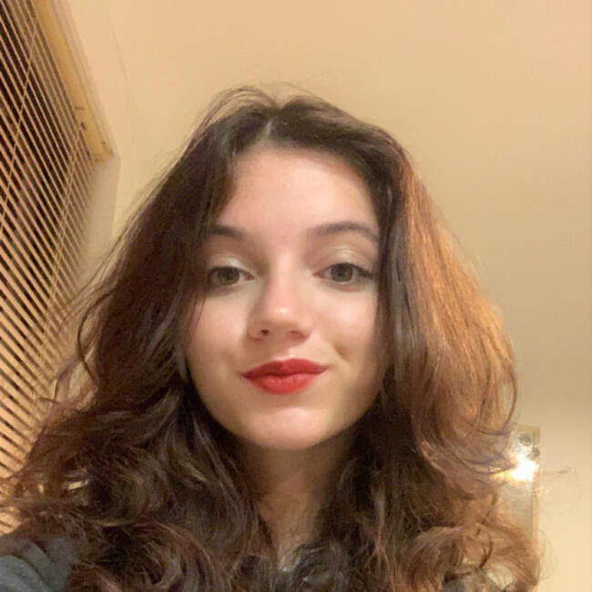 Babysitter in Angers: Clémentine