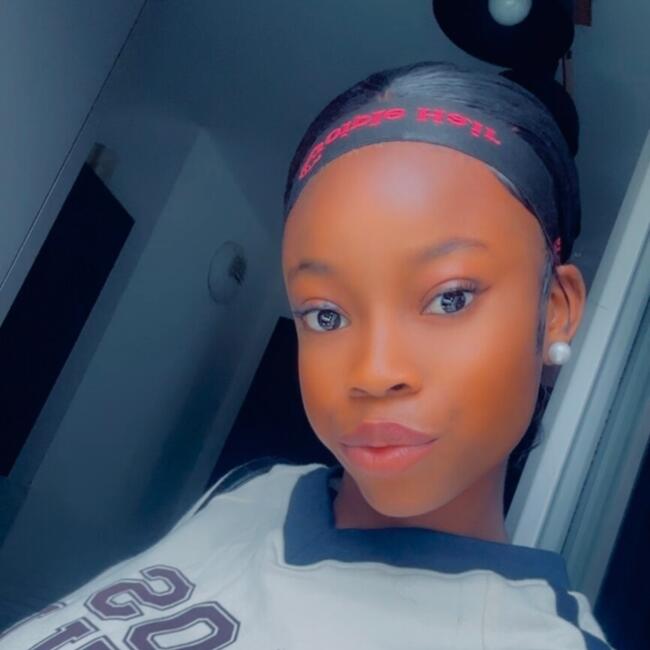 Babysitter in Carrières-sous-Poissy: ARIANE