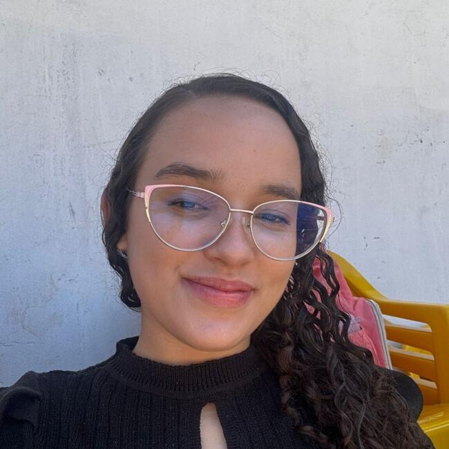 Babysitter in Juazeiro do Norte: Vitória kailany