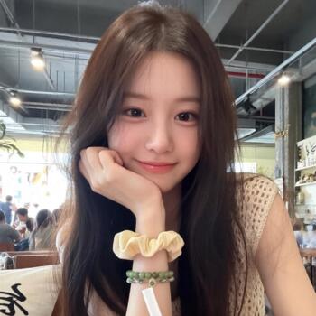 Pengasuh di Singapore Island: Sharlyn