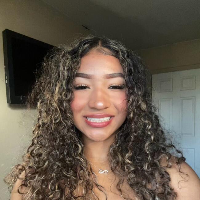 Babysitter in Gilbert: Savannah