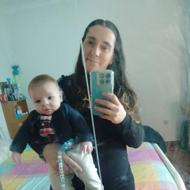 Trabalho de babysitting em Peso da Régua: Diana