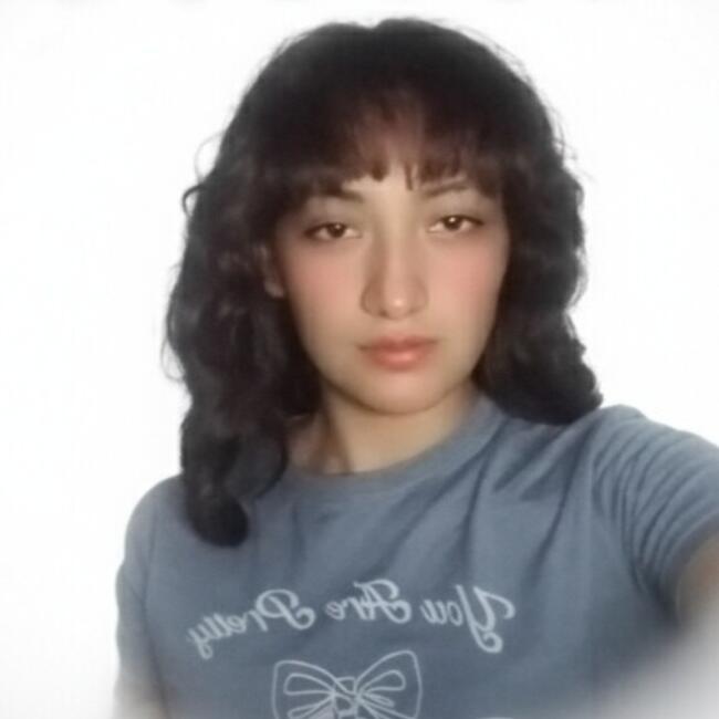 Babysitter in San José: Lucy Nely