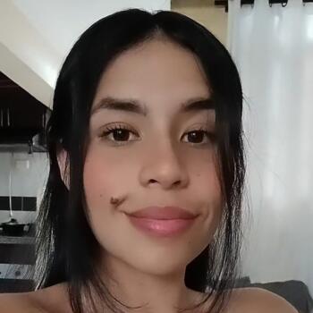 Babysitter in Floridablanca: María