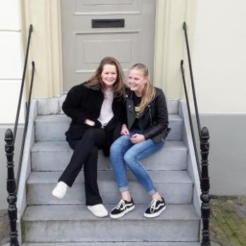 Oppas Oudkarspel (Langedijk): Amber