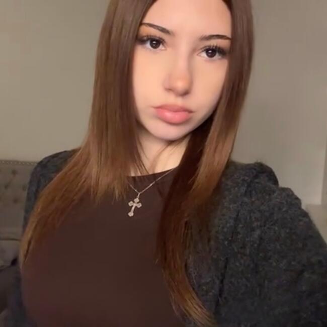 Babysitter in Vienna: Nessa