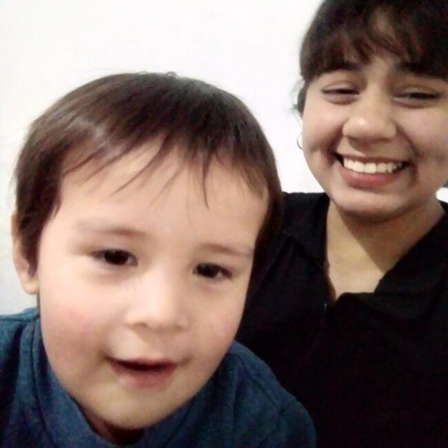 Babysitter in Pilar: Carolina chaves