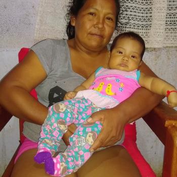 Trabajo de niñera Caldono: trabajo de niñera María Yolanda