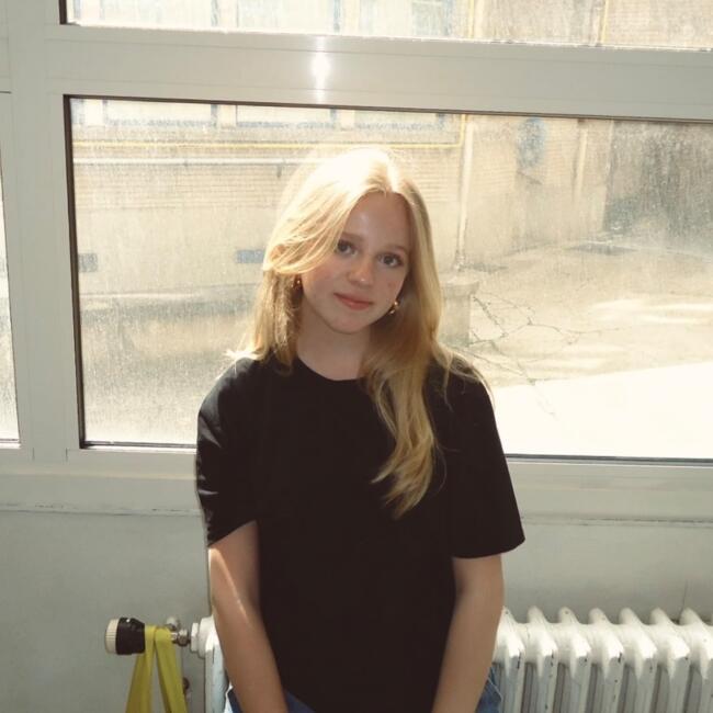 Babysitter in Fontainebleau: Victoria