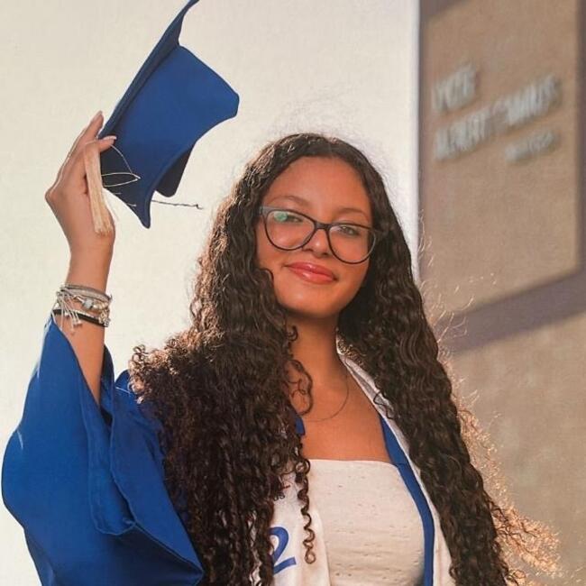 Babysitter in Malakoff: Monira