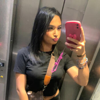 Babysitter in Saint-Priest: Eva