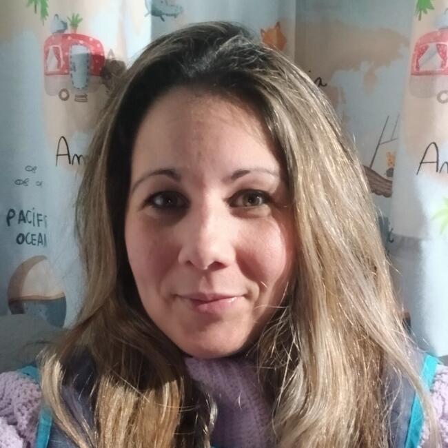 Babysitter in Lagos: Adriana