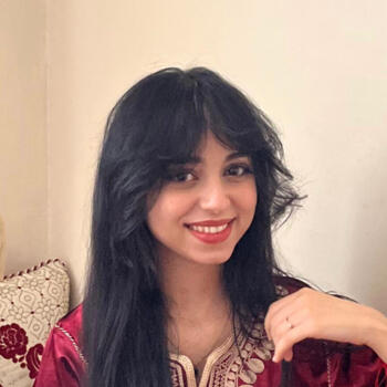 Babysitter in Casablanca: Nadia