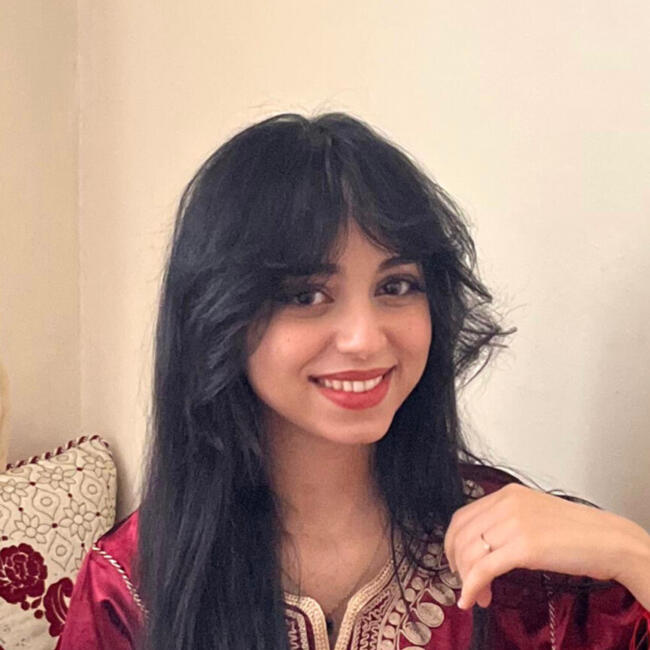 Babysitter in Casablanca: Nadia