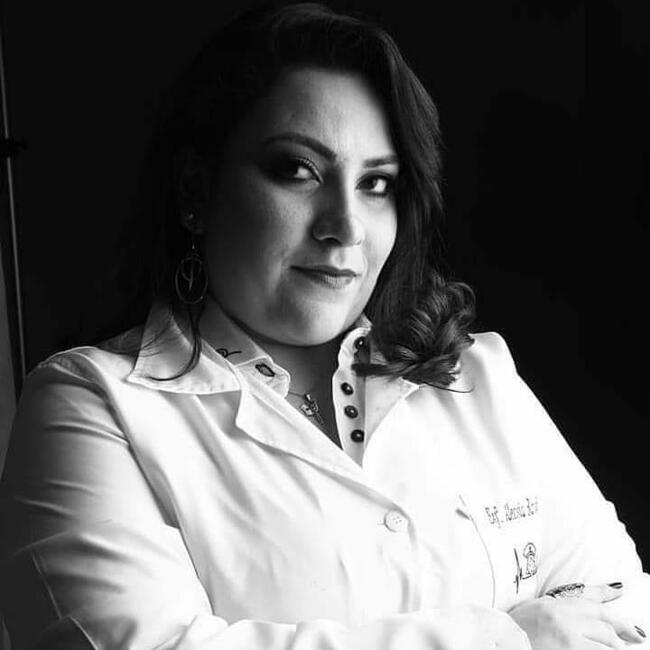 Babysitter in Maringá: Alecsia