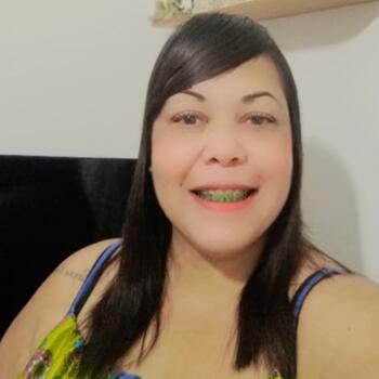 Babysitter in Belford Roxo: Viviane