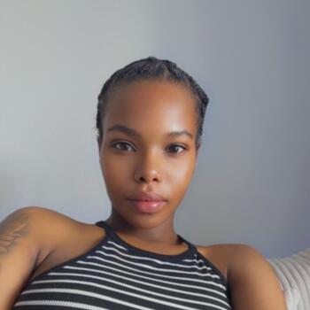 Nanny job in Centurion: babysitting job Nonhlanhla