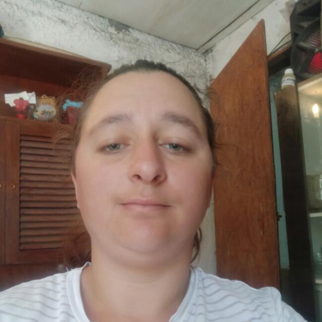 Trabajo para niñera en Salinas: María de los angeles