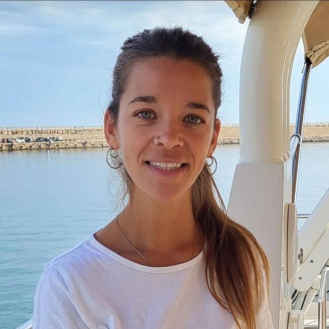 Babysitter in Ribarroja del Turia: Elizabeth