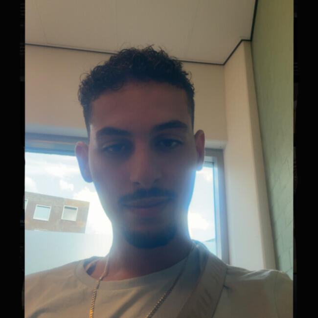 Babysitter in De Meern: Issam