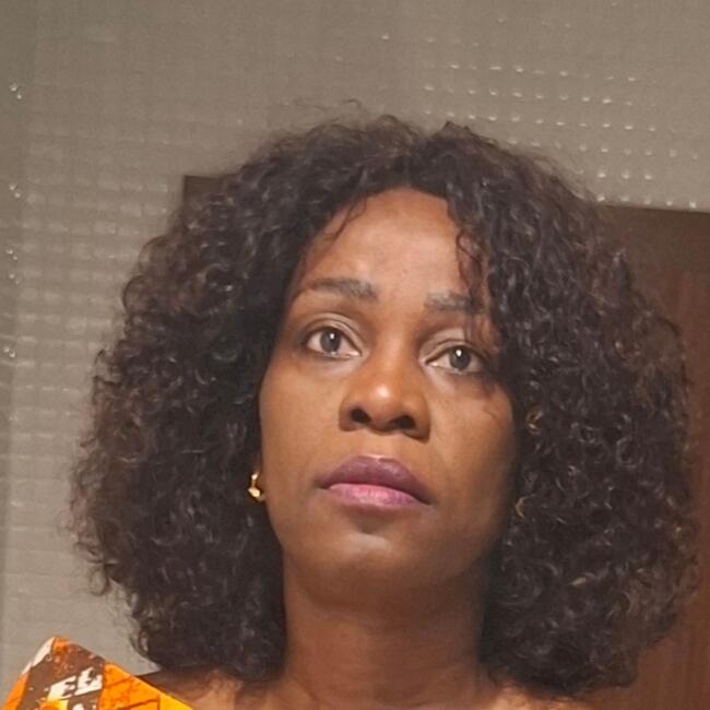 Babysitter in Viana do Castelo: Cristy