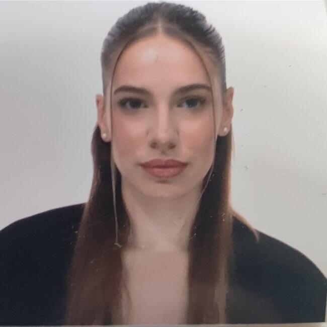 Canguro en Esplugues de Llobregat: Candela