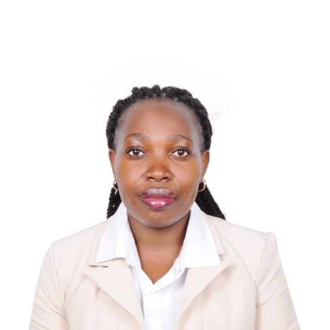 جليسة أطفال في دبي: Resty