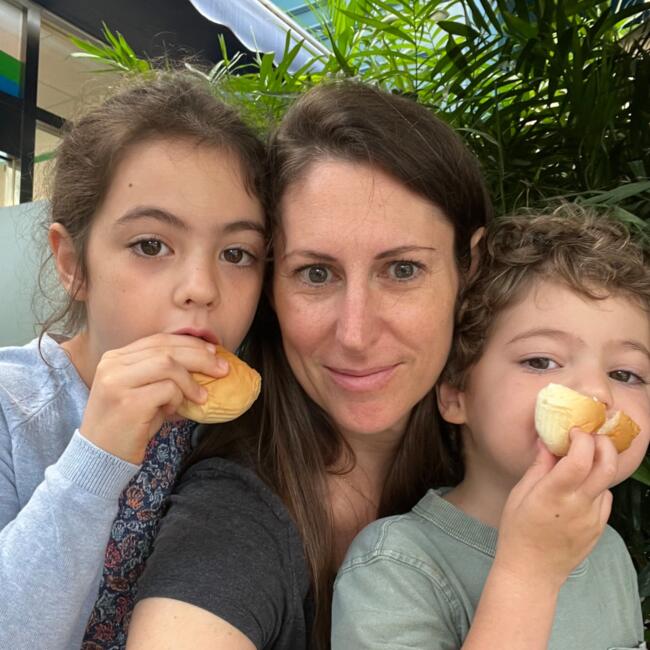 新加坡的临时保姆工作: Sarah