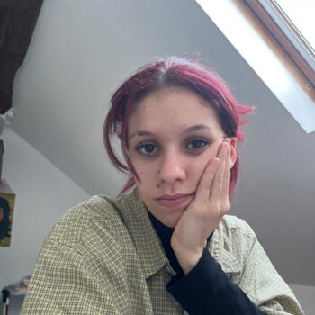 Babysitter in Nevers: Sofia
