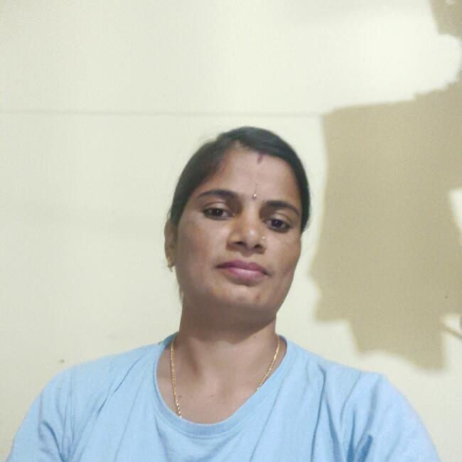 बंगलौर में बेबीसिटर: Nandini