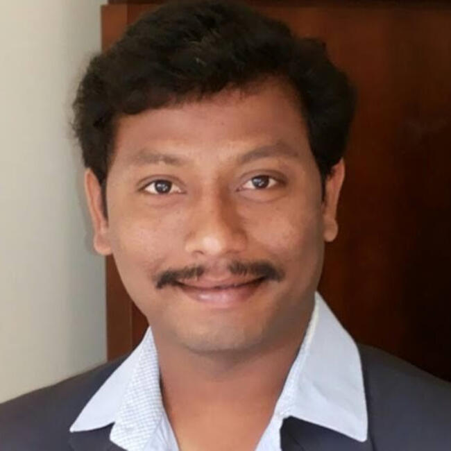 बंगलौर में बेबीसिटिंग की नौकरी: Murugaraj