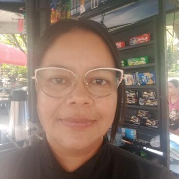 Babysitter in Medellín: Maria cecilia
