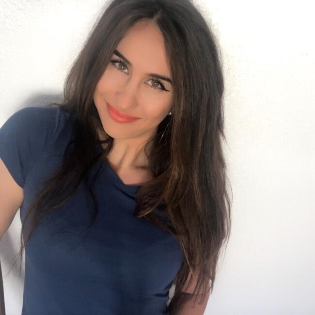 Canguro en Benidorm: Natalia