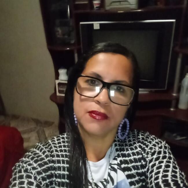 Babysitter in Belo Horizonte: Mary