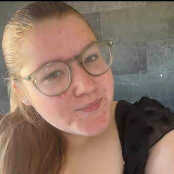 Babysitter in Huddersfield: Amy