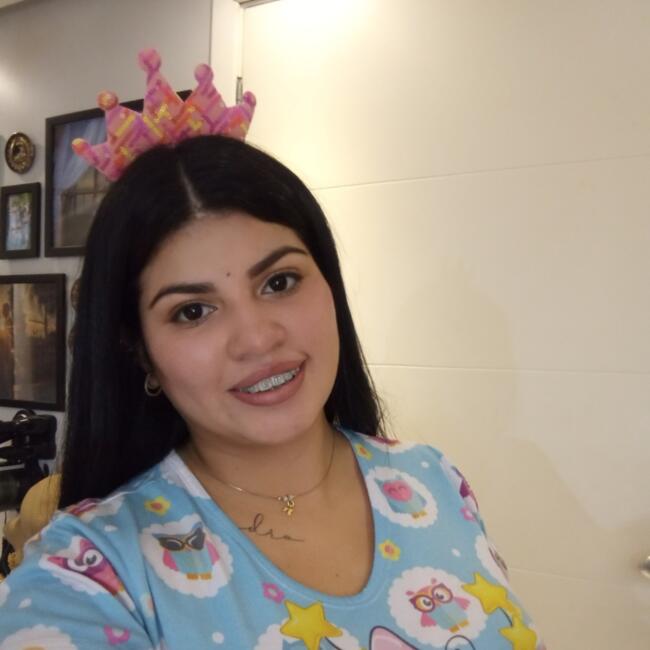 Babysitter in Viamão: Vitoria Lopes