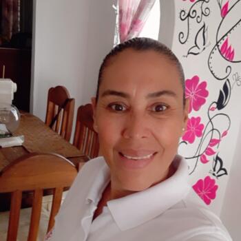 Babysitter in Caracas: Anahiz