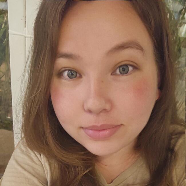 Babá em São José dos Pinhais: Laís Matos Leão