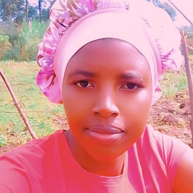 مربية أطفال في الرياض: Stephanie