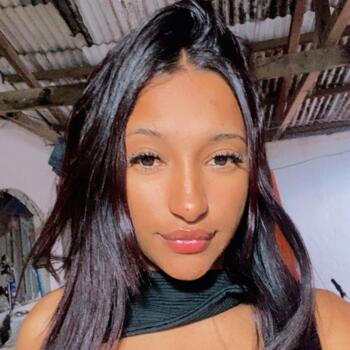 Babysitter in Belo Oriente: Cibelle