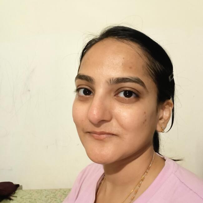 बंगलौर में बेबीसिटिंग की नौकरी: Nidhi